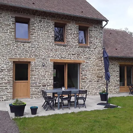 De Landemeure, 10 Couchages, Acces Pmr