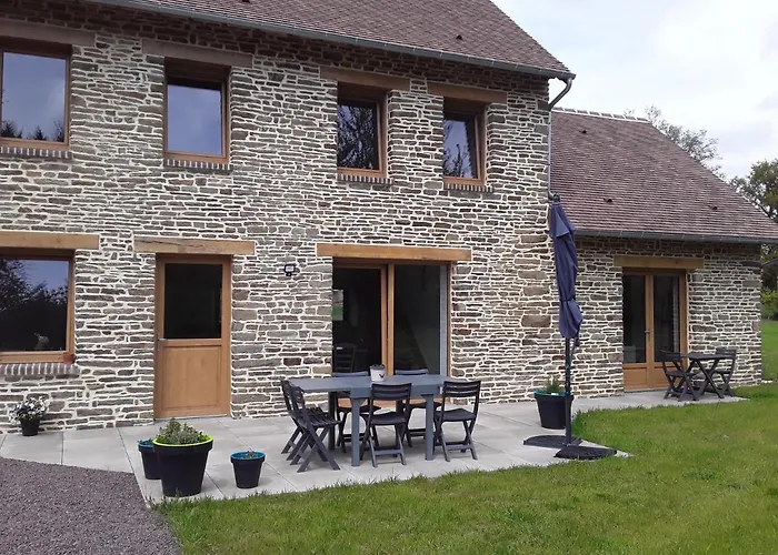 De Landemeure, 10 Couchages, Acces Pmr