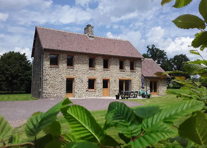 Hébergement de vacances De Landemeure, 10 Couchages, Accès Pmr *